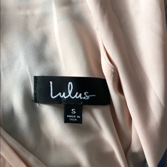 Beautiful lulus floral dress - Picture 3 of 6